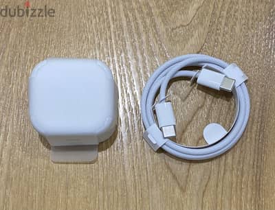 Apple Original 20W PD With C to C Cable ( NEVER USED )