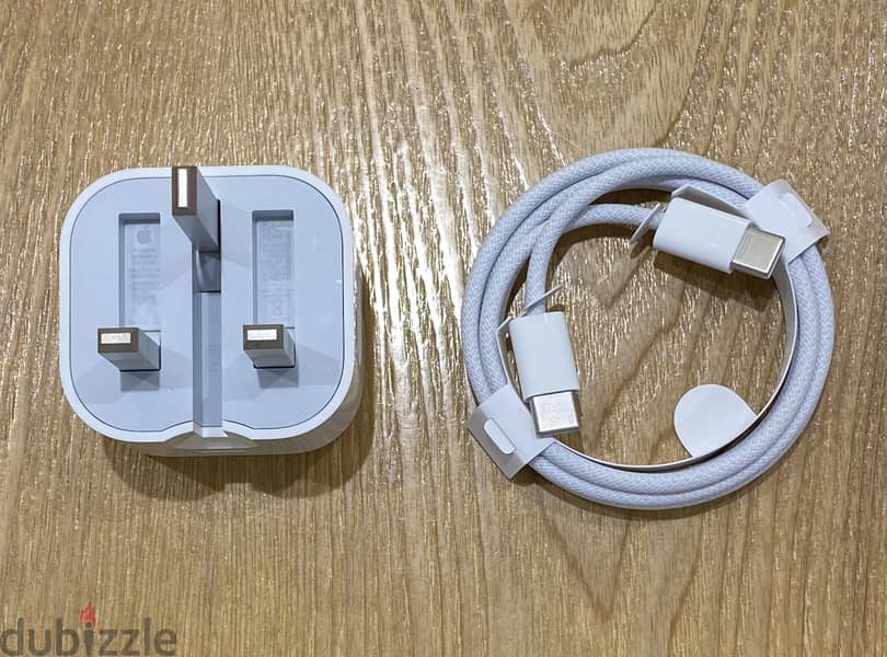 Apple Original 20W PD With C to C Cable ( NEVER USED ) 2