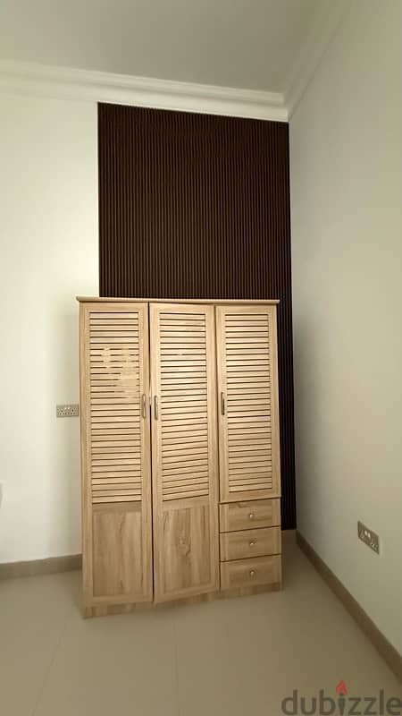 single bed , wardrobe 1