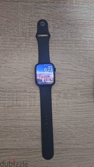 Apple Watch Series 8 45 MM with Clear Coat