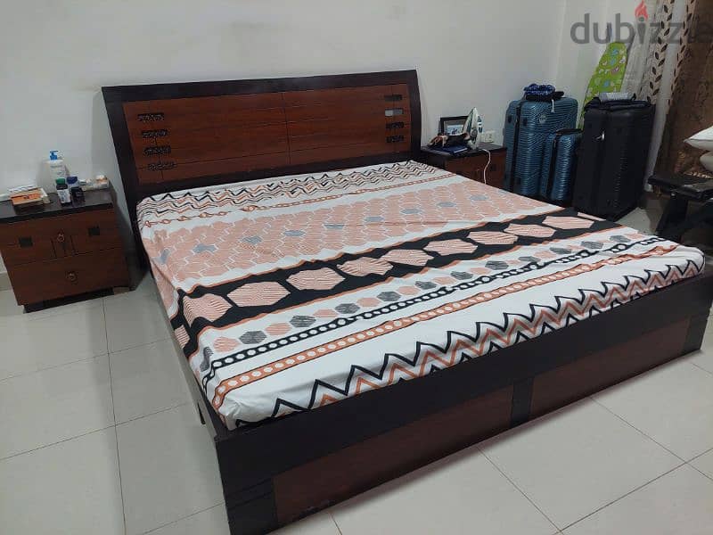 King size bed with Mattress 2