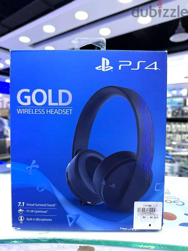 Sony Gold Wireless Headset With Mic For PlayStation 4 - Black 1