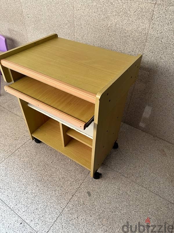 Used Computer Table 2