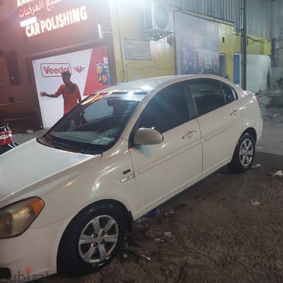 Hyundai Accent 2010