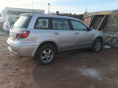 Mitsubishi Outlander 2005