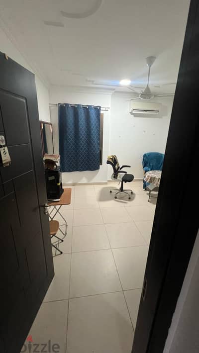 Room for rent in Maabilah