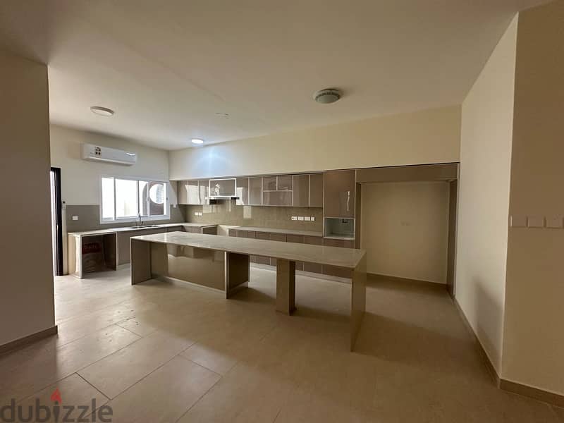 4+1 BD | Ground floor | Standalone 7