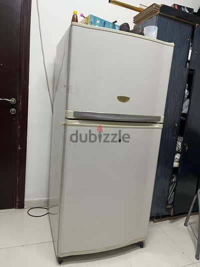 SHARP 500 litre fridge in excellent condition