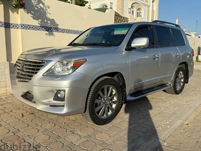 LEXUS LX-570  2011