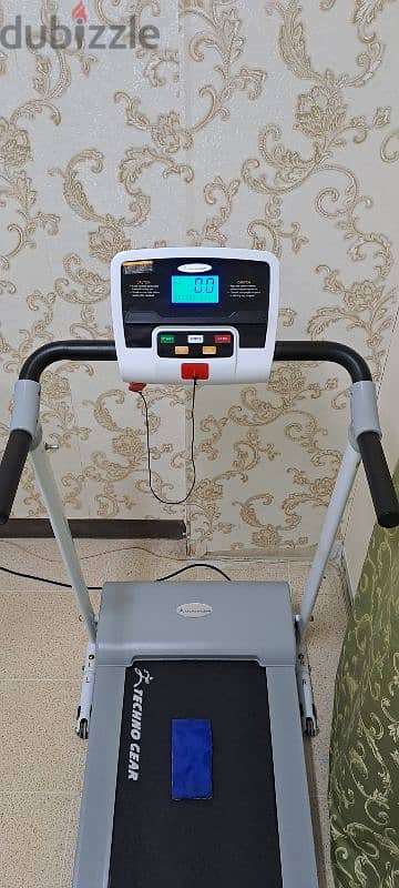 Techno Gear Treadmill Like new (Can Delivere also for Serious buyer)