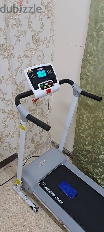 Techno Gear Treadmill Like new (Can Delivere also for Serious buyer) 6