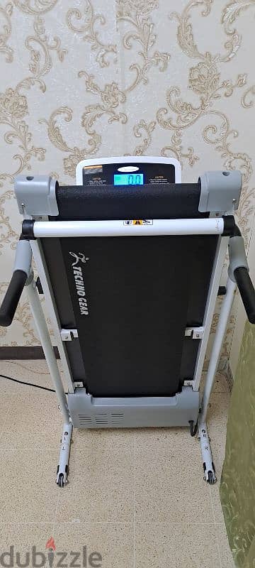 Techno Gear Treadmill Like new (Can Delivere also for Serious buyer) 9