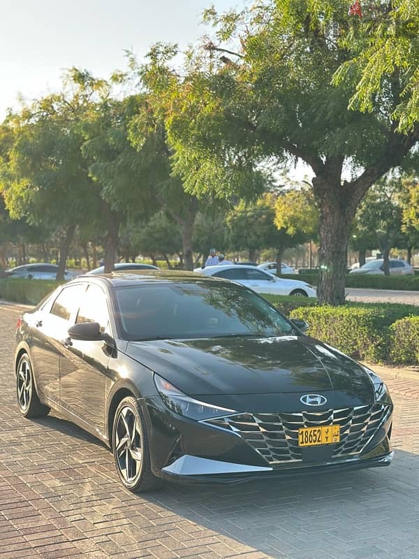 Hyundai Elantra 2021 0