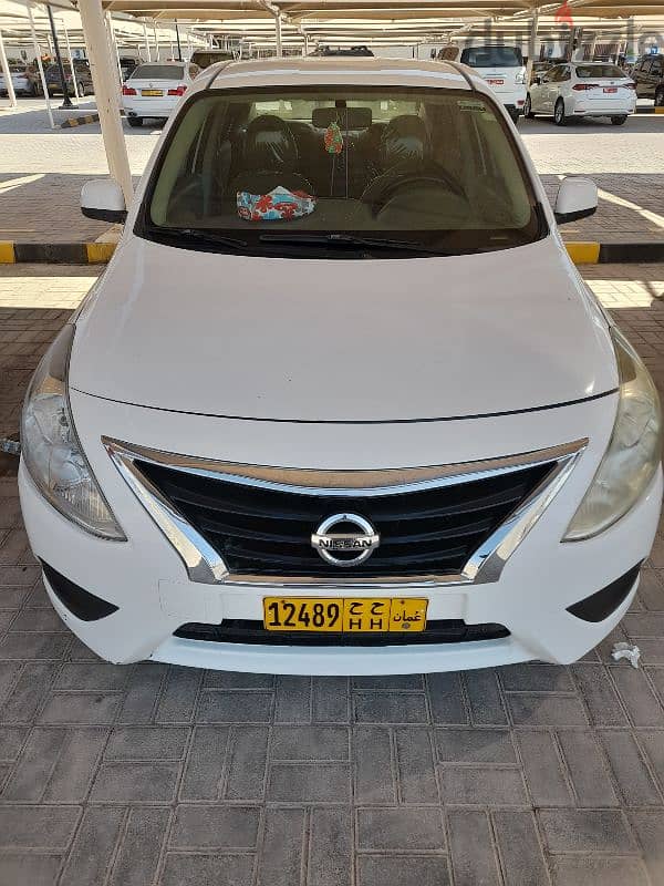 Nissan Sunny 2015 0