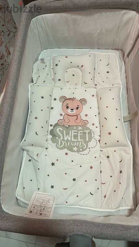 bassinet for sale 0