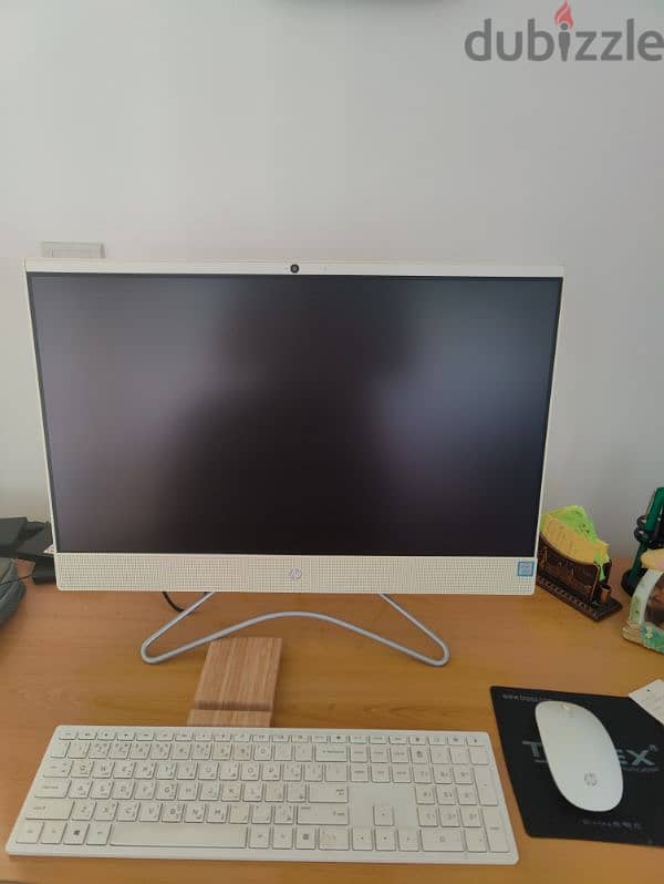 HP All-in-One 24 desktop 2