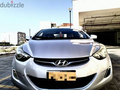 Hyundai Elantra 2012