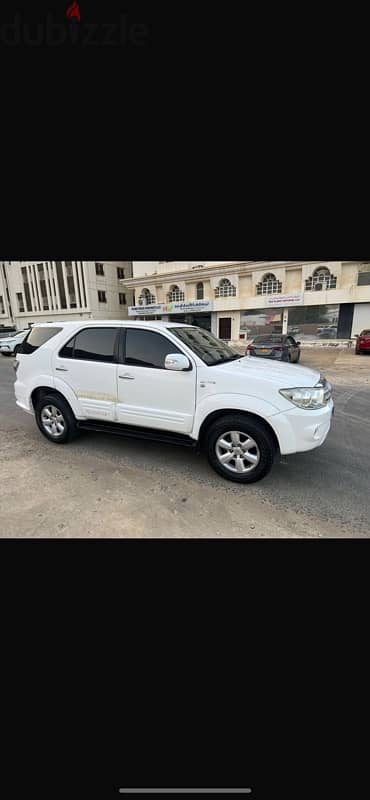 Toyota Fortuner 2012