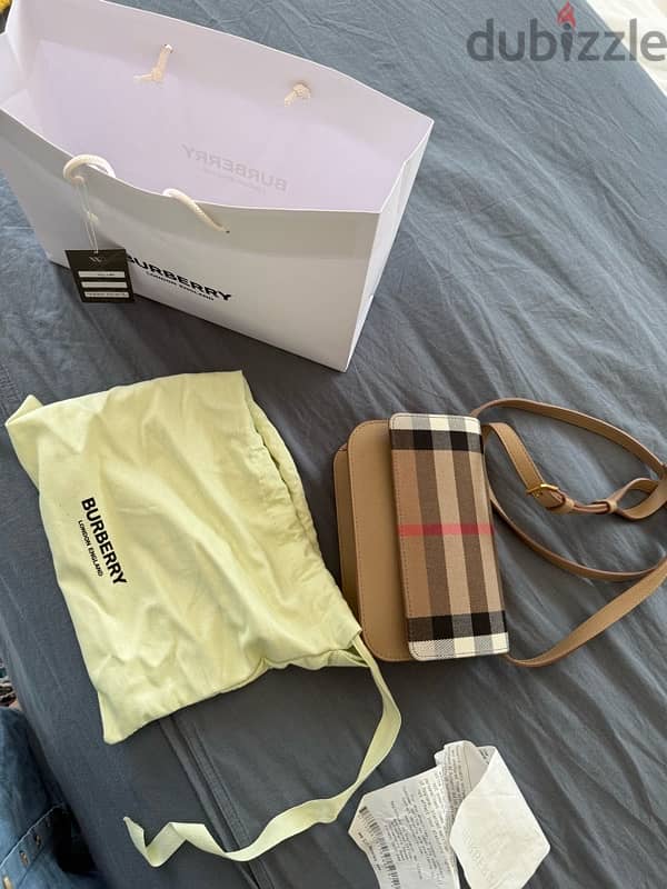 Burberry New Shoulder Bag 3