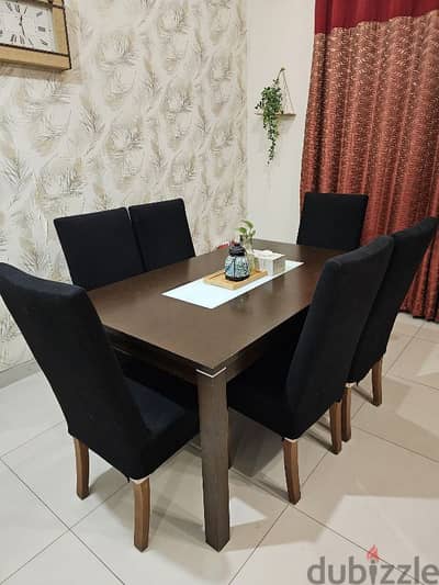 6 seater dining table and chairs