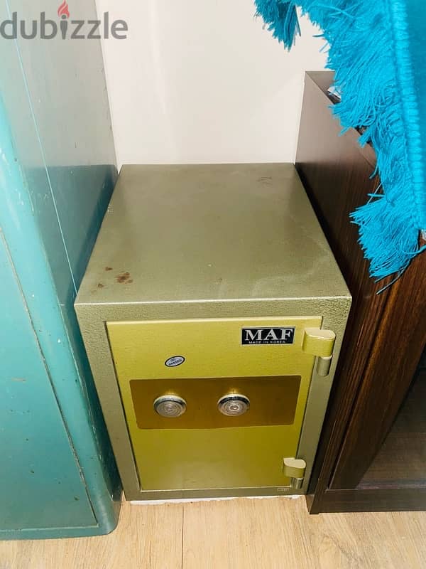 locker MAF 1