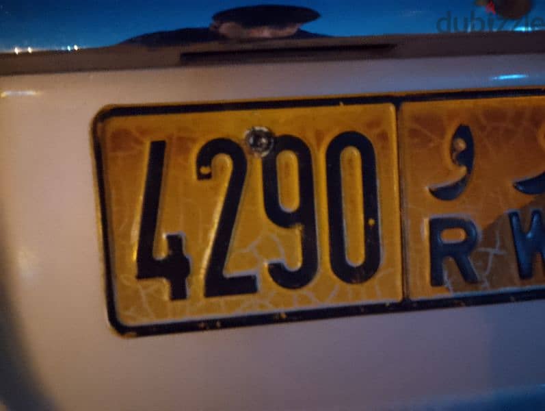 car number plate 0