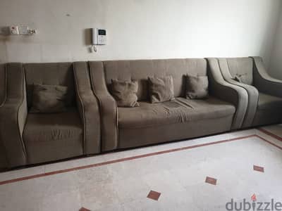 Sofa for Sale 25 omr Urgent