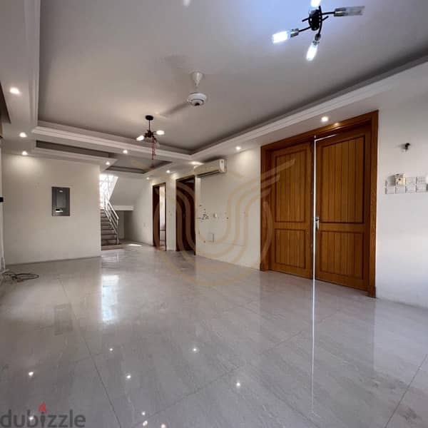 AL HAIL NORTH | LUXURIOUS 4 BR VILLA FOR RENT 2