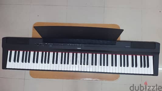 YAMAHA P-125B PIANO