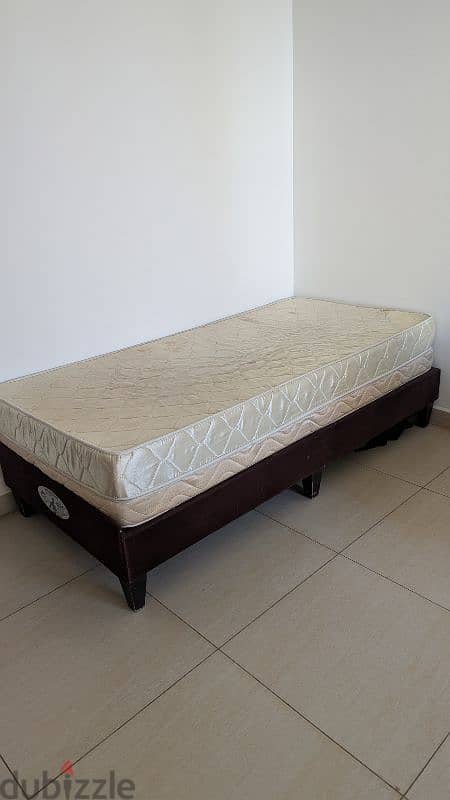 single bed 0