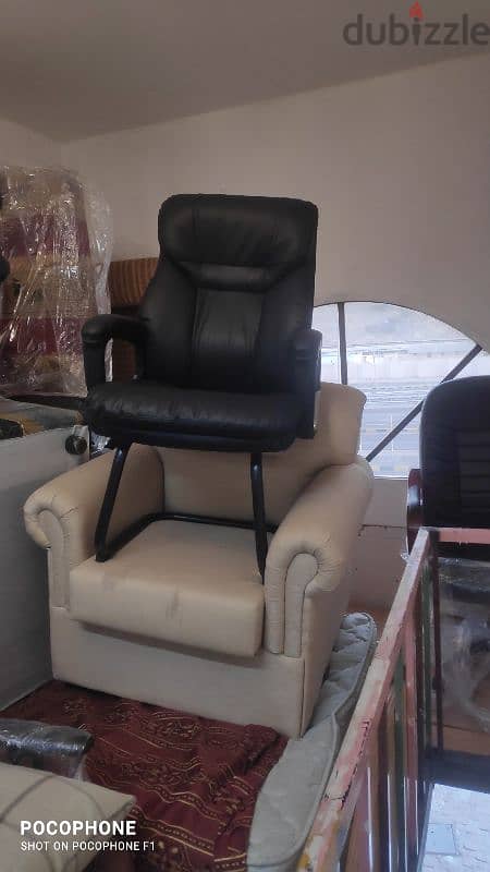 Used and New Office Chairs Quantity available 1