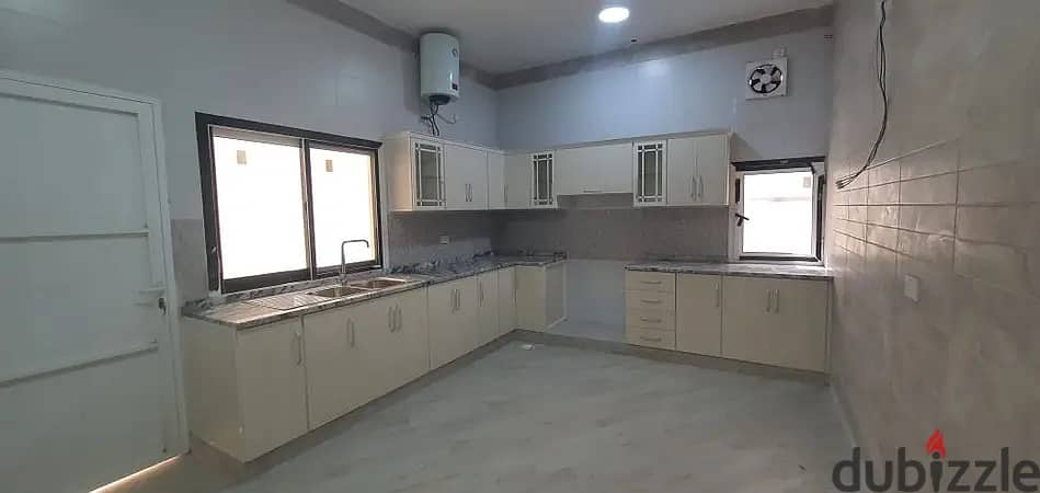 5BHK NEW VILLA IN MAWALEH 7