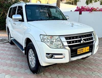 Mitsubishi Pajero 2015