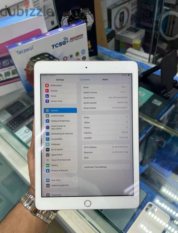 ipad 6 gen wifi  128gb 1