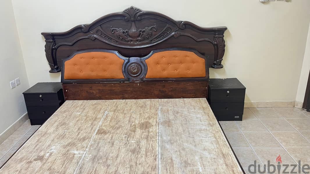 Used Furniture for Sale-(King Size Coat,Dining Table + 4C,Sofa,Wardrob 1