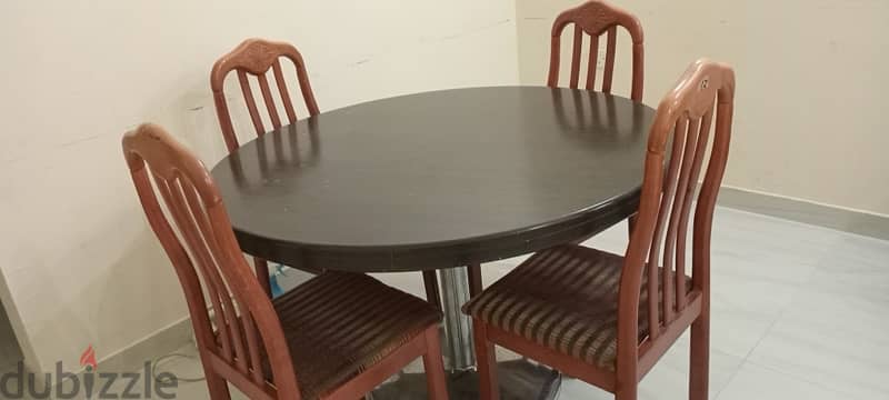 for. sale. dinning. table. 2