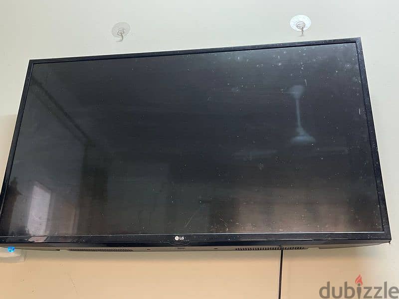 LG 43 inch Smart TV in very good condition, Model: 43LH59 1