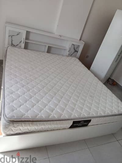 king size dubal bed and metress medical New condition