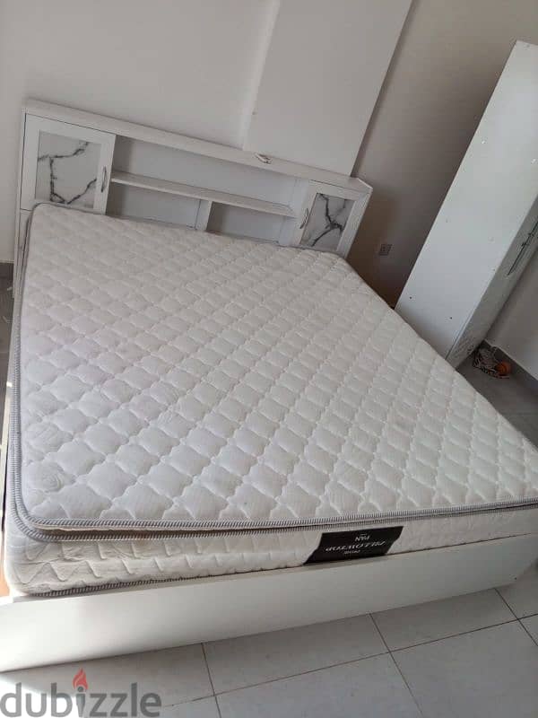 king size dubal bed and metress medical New condition 0