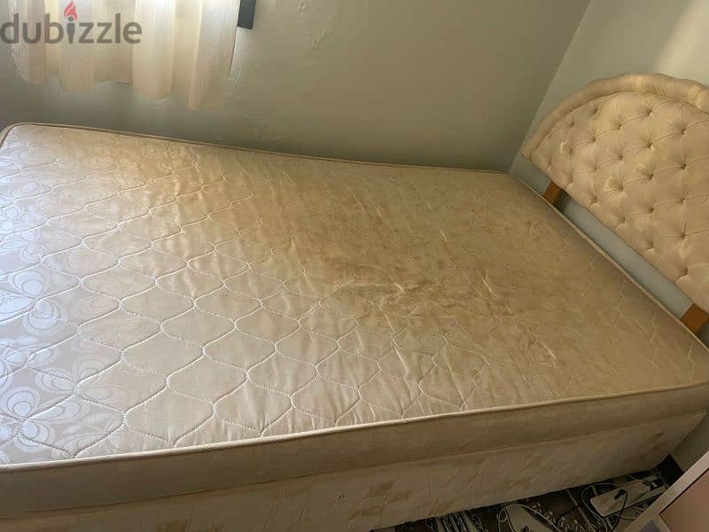 raha bed for sale 13 riyal 4