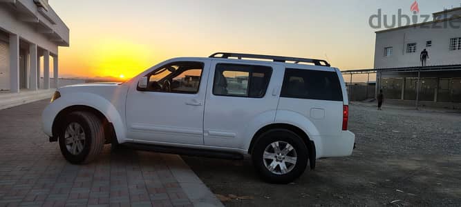 Nissan Pathfinder 2005 LS