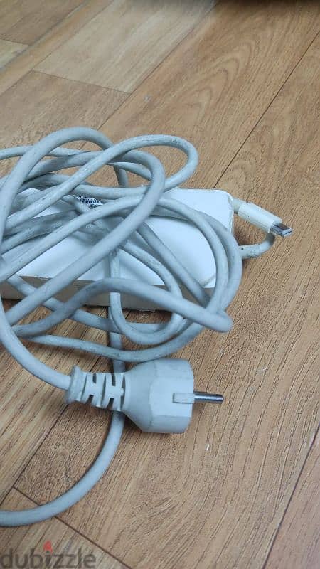 laptop charger Lenovo and Mac mini adapter original 5