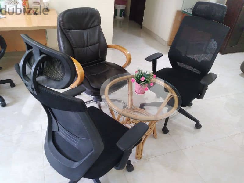 3 chairs( 80 riya)l. . . one AC LG  (65 riyal),,,one table (15riyal) 3