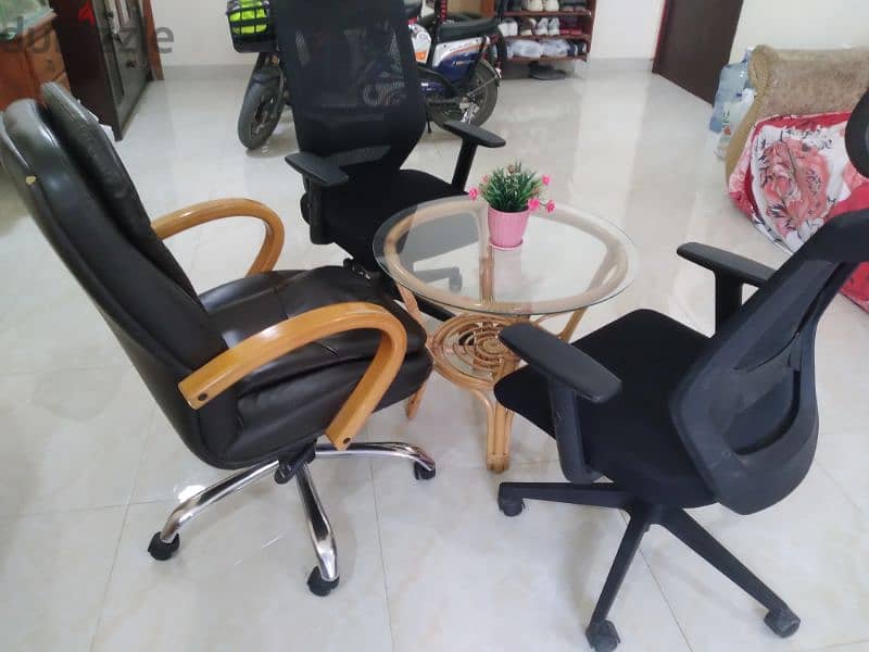 3 chairs( 80 riya)l. . . one AC LG  (65 riyal),,,one table (15riyal) 4