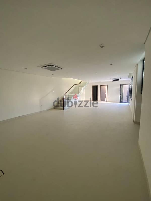 twin villa for rent in Qurm 29 brand new 1