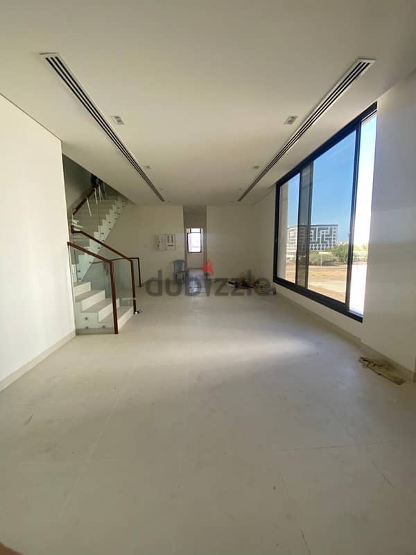 twin villa for rent in Qurm 29 brand new 4