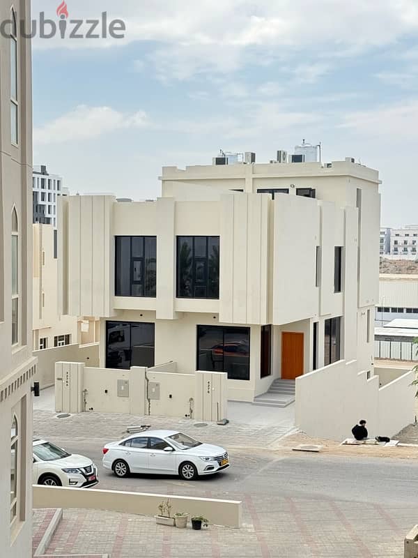 twin villa for rent in Qurm 29 brand new 5