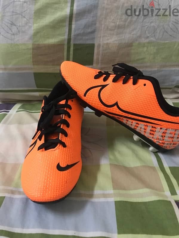 football boot nike 2