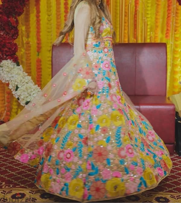 party or mehndi dress 0