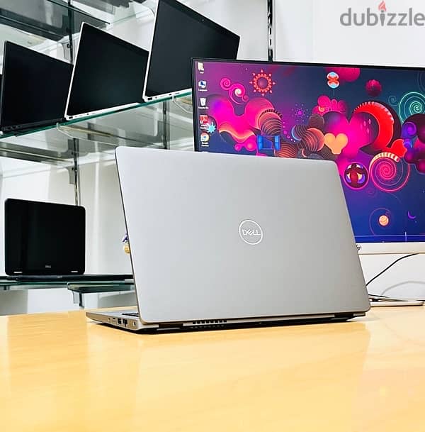 Dell laptop i5 10Th Gen Ram 16GB SSD 256GB Windows 11 3